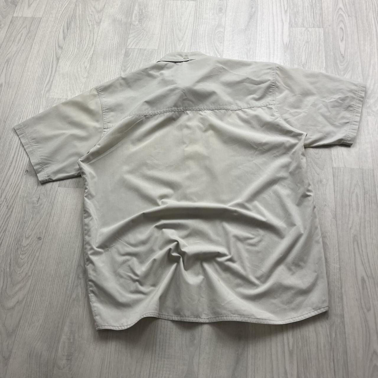 VINTAGE Y2K QUIKSILVER SHORT SLEEVE SHIRT CREAM