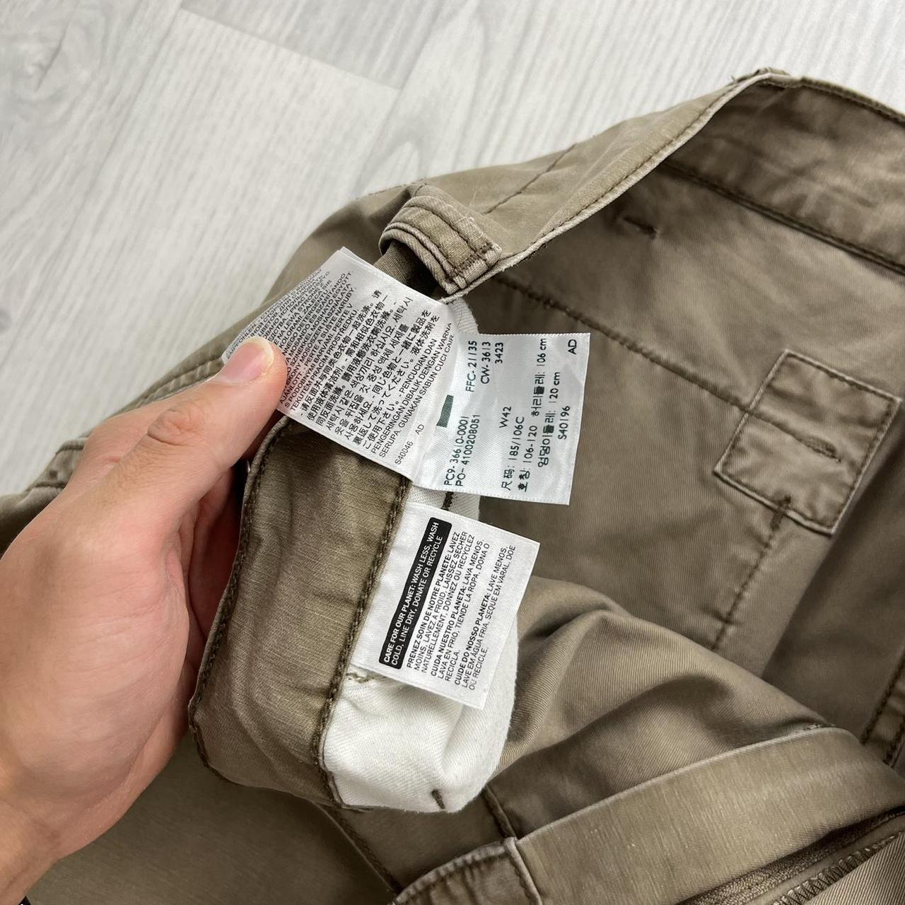 VINTAGE Y2K LEVIS BAGGY CAMO CARGO SHORTS TAN