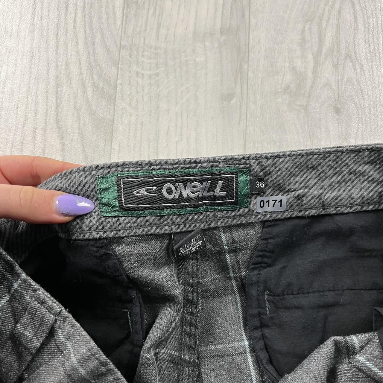 VINTAGE Y2K O’NEILL CHECKERED BAGGY LOOSE SURF SHORTS GREY