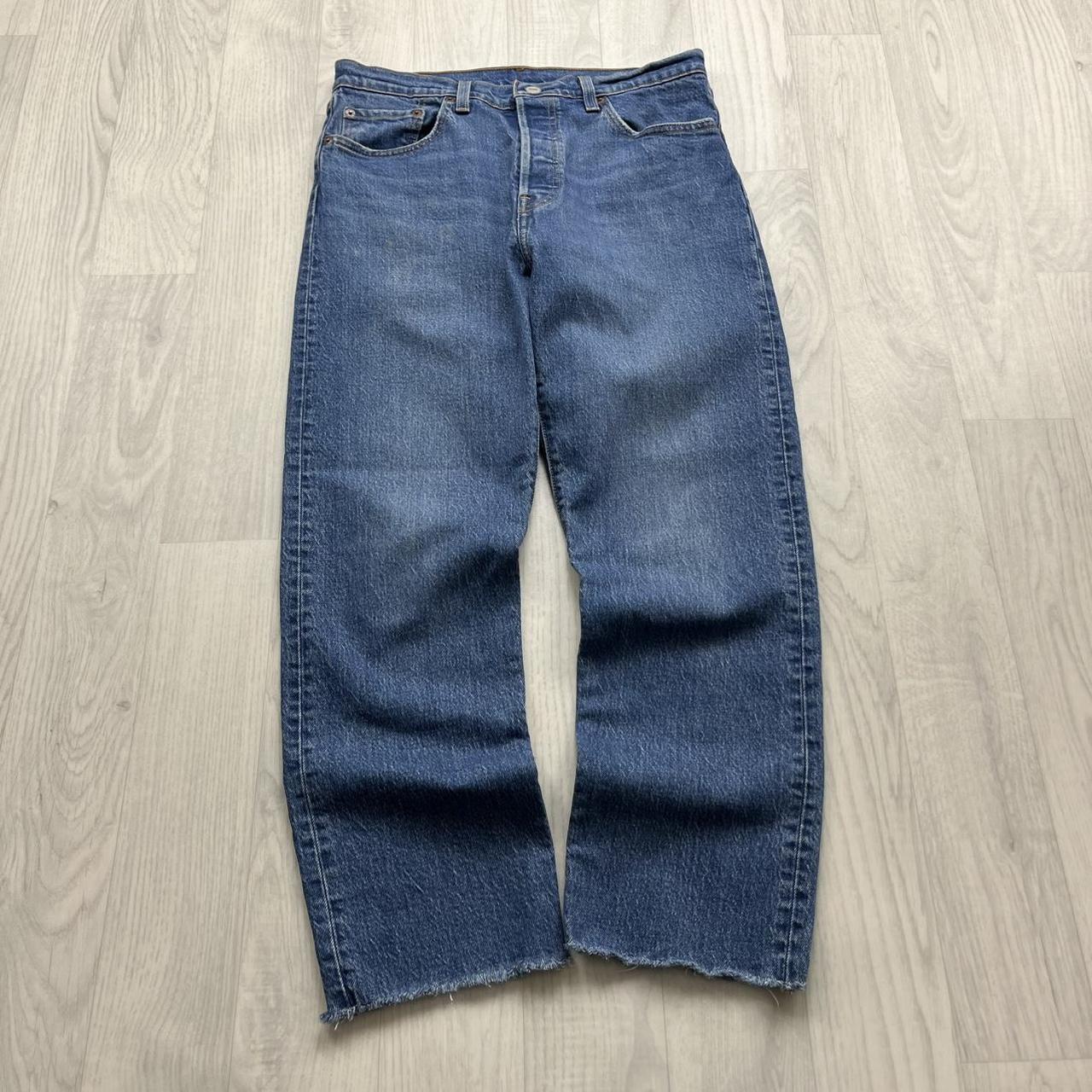 VINTAGE LEVIS 501 STRAIGHT LEG JEANS BLUE