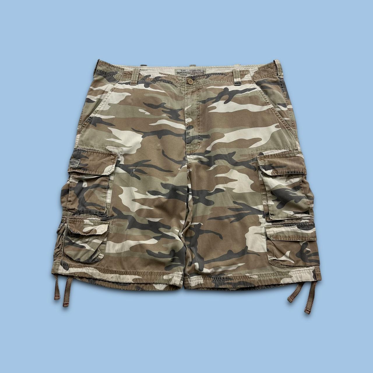 VINTAGE Y2K LEE BAGGY CAMO CARGO SHORTS