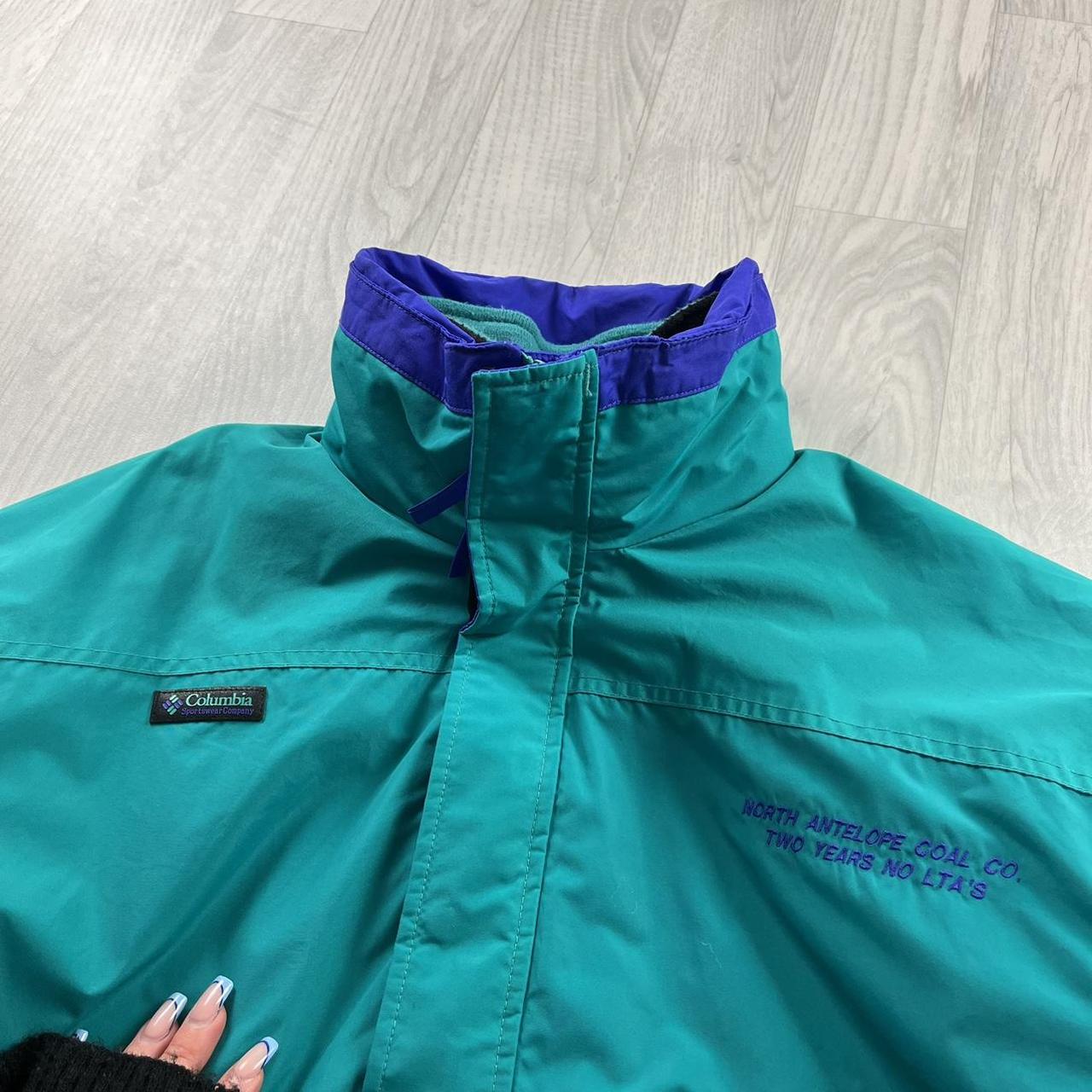 VINTAGE 00s COLUMBIA TECHNICAL HEAVY JACKET GREEN