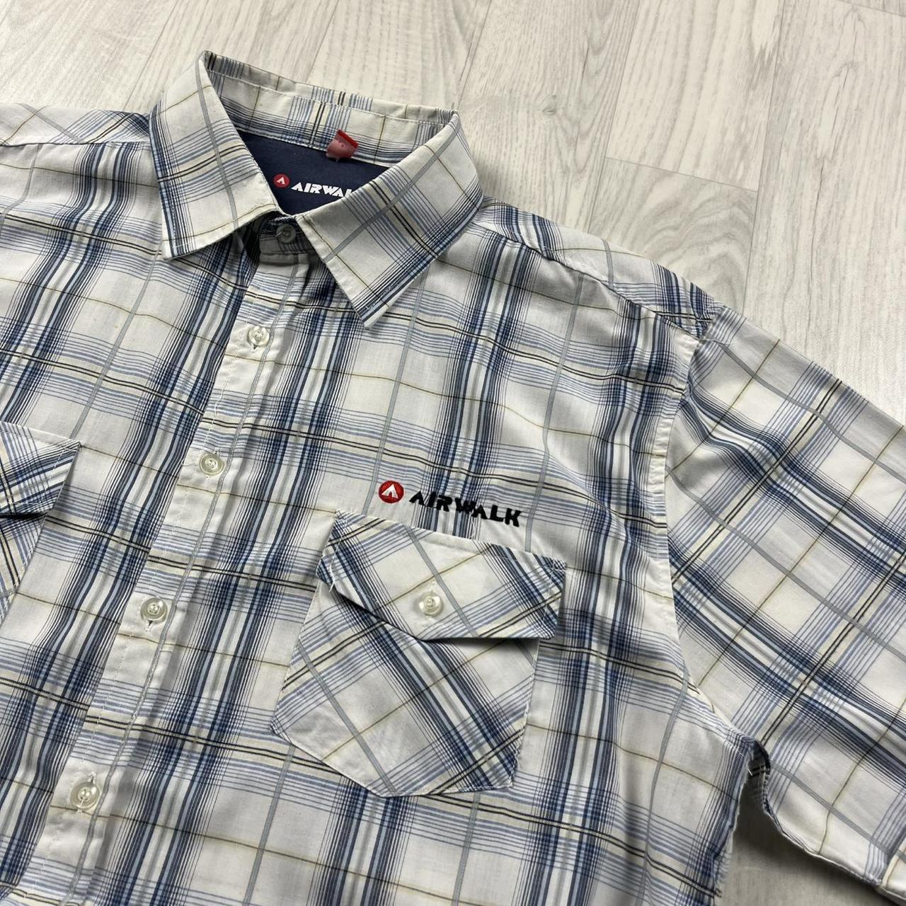 VINTAGE Y2K AIRWALK CHECKERED SHORT SLEEVE SHIRT WHITE
