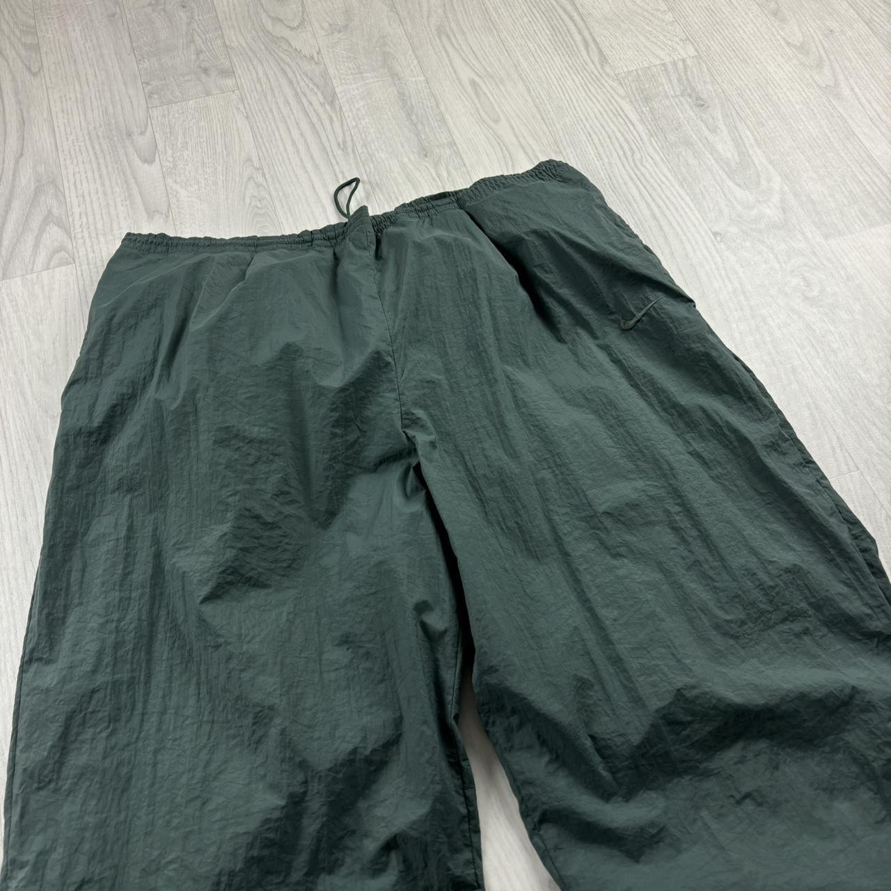 VINTAGE 90s NIKE BAGGY TRACKSUIT BOTTOMS GREEN
