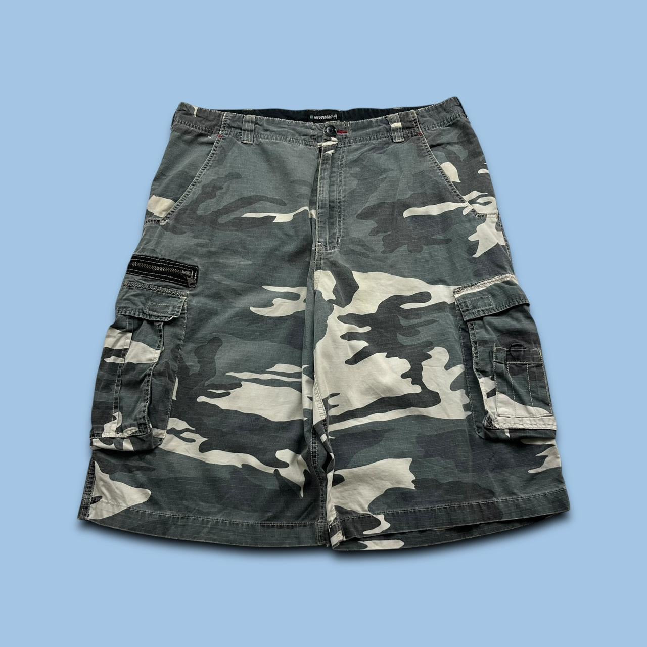 CAMO SHORTS