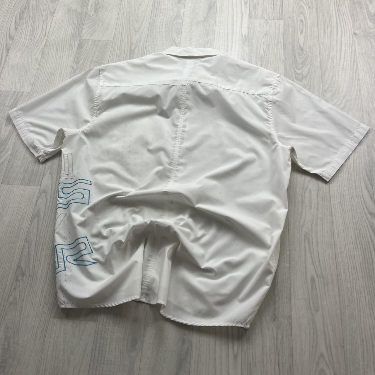 VINTAGE Y2K QUIKSILVER GRAPHIC SHORT SLEEVE SHIRT WHITE