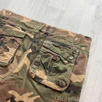 VINTAGE Y2K CRIMINAL DAMAGE BAGGY LOOSE CAMO SHORTS