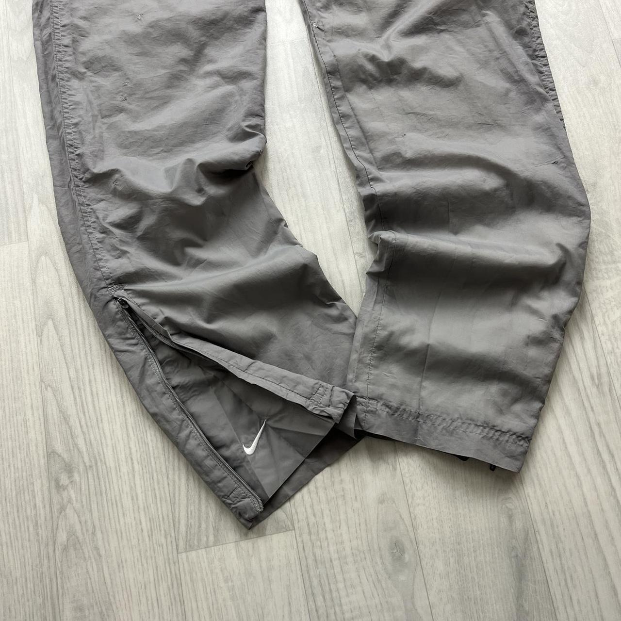 VINTAGE Y2K NIKE BAGGY TRACKSUIT BOTTOMS GREY