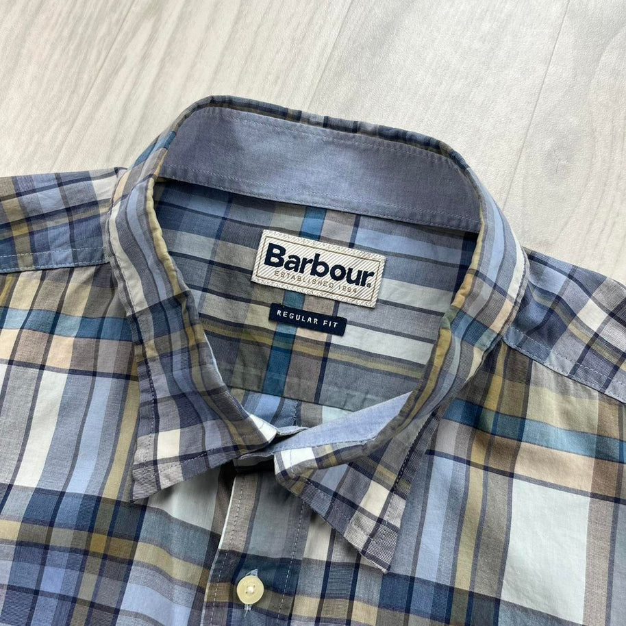 VINTAGE 00s BARBOUR CHECKERED CROPPED SHORT SLEEVE BUTTON UP SHIRT BLUE