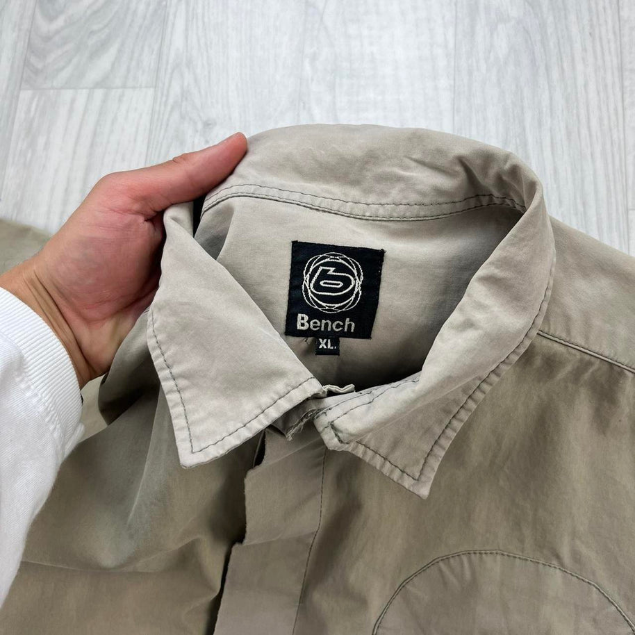 VINTAGE Y2K BENCH UTILITY SHORT SLEEVE BUTTON UP SHIRT BEIGE