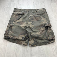VINTAGE Y2K OLD NAVY BAGGY CAMO CARGO SHORTS