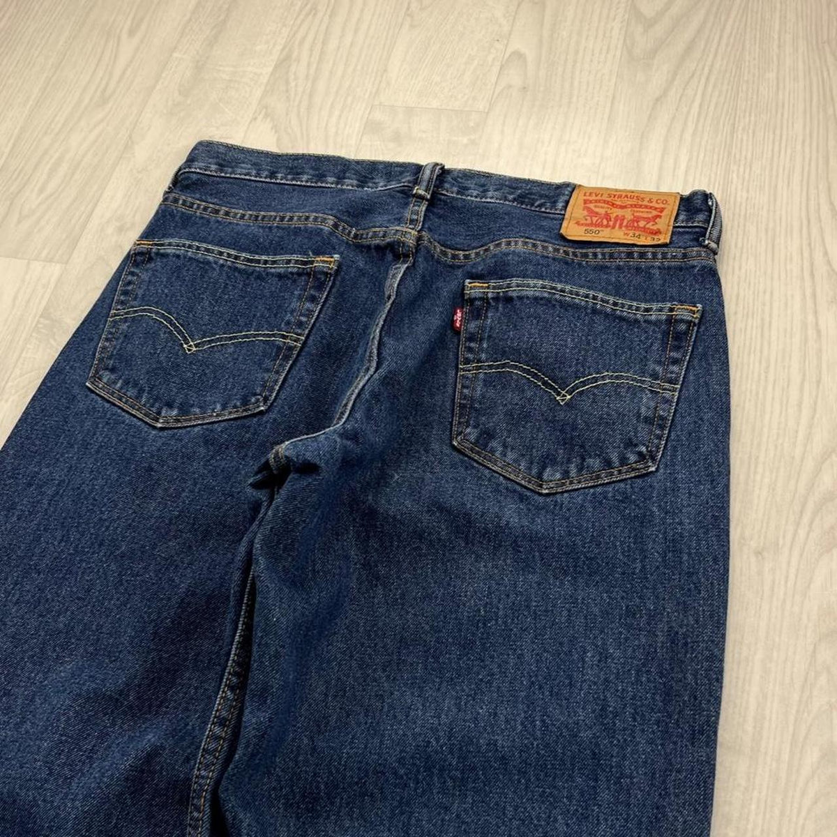 VINTAGE 00s LEVIS 550 BAGGY JEANS NAVY BLUE