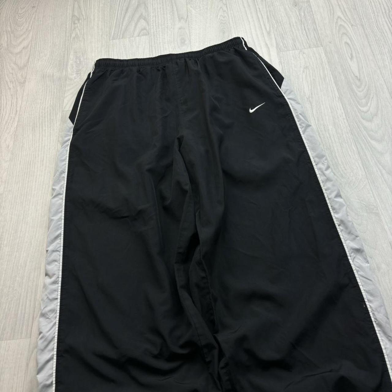 VINTAGE Y2K NIKE BAGGY TRACKSUIT BOTTOMS BLACK