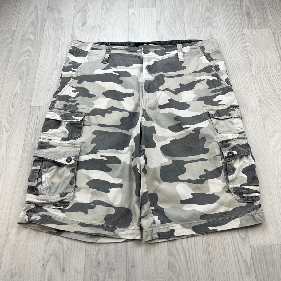 VINTAGE Y2K OCEAN PACIFIC BAGGY CAMO CARGO SHORTS GREY