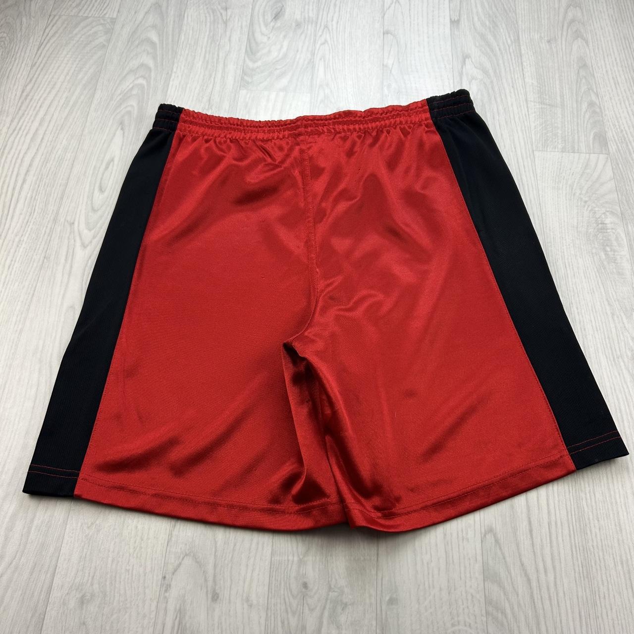 VINTAGE Y2K WINNERS CIRCLE BAGGY BASKETBALL SPORT SHORTS RED