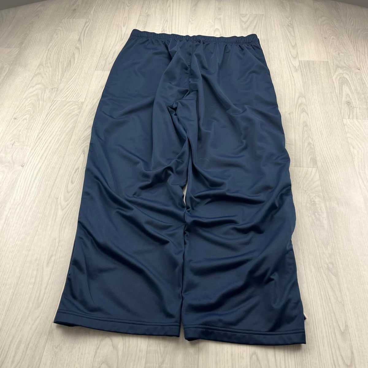 VINTAGE Y2K REEBOK WIDE LEG POPPER TRACKSUIT BOTTOMS NAVY