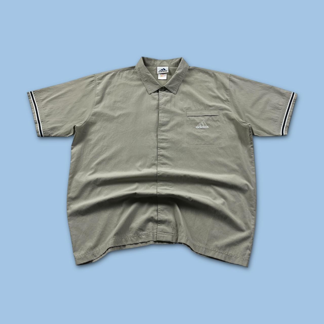 VINTAGE 90s ADIDAS SHORT SLEEVE SHIRT BEIGE