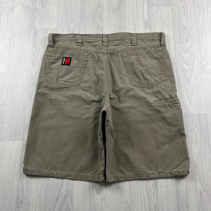 VINTAGE WRANGLER BAGGY CARPENTER JORTS BEIGE (38w)
