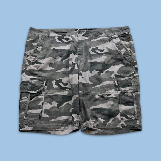 VINTAGE Y2K ECKO UNLTD BAGGY LOOSE CAMO SHORTS
