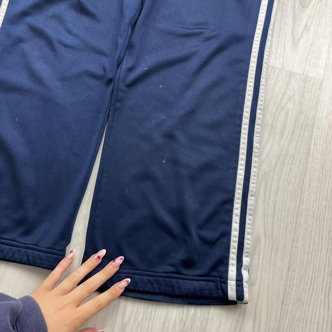 VINTAGE Y2K ADIDAS LOW RISE SIDE STRIPE BAGGY TRACKSUIT BOTTOMS NAVY WHITE (L Ws)