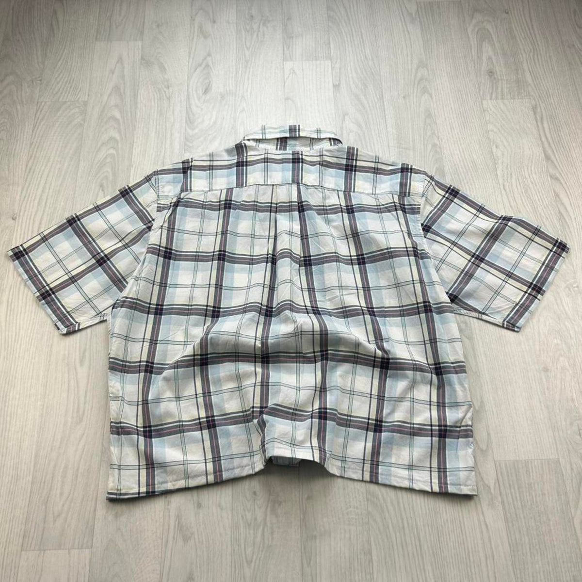 VINTAGE 00s NAUTICA CHECKERED CROPPED SHORT SLEEVE BUTTON UP SHIRT WHITE