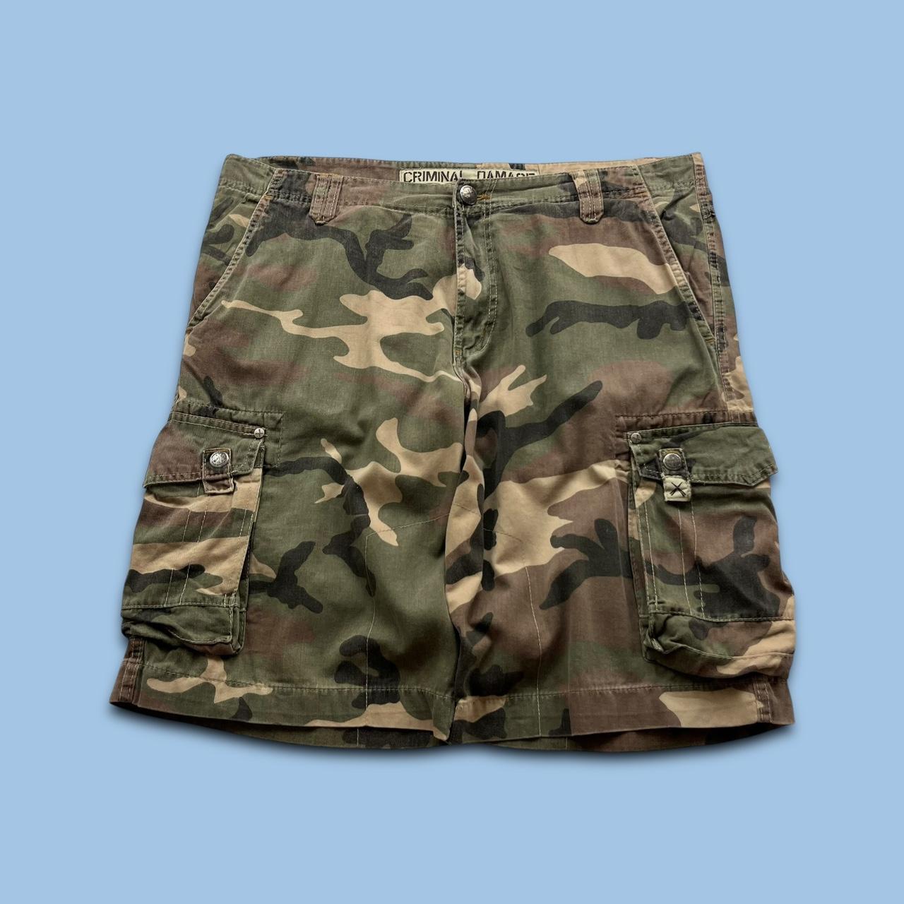 VINTAGE Y2K CRIMINAL DAMAGE BAGGY LOOSE CAMO SHORTS