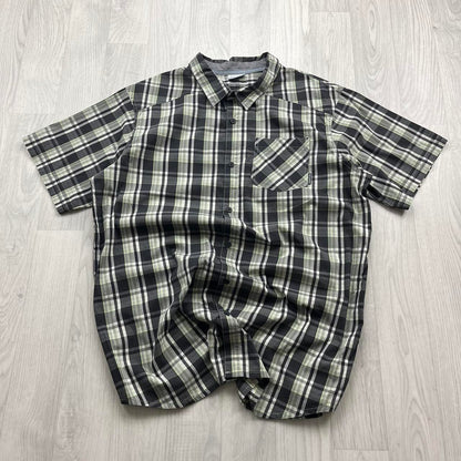 VINTAGE Y2K COLUMBIA CHECKERED SHORT SLEEVE BUTTON UP SHIRT BLACK