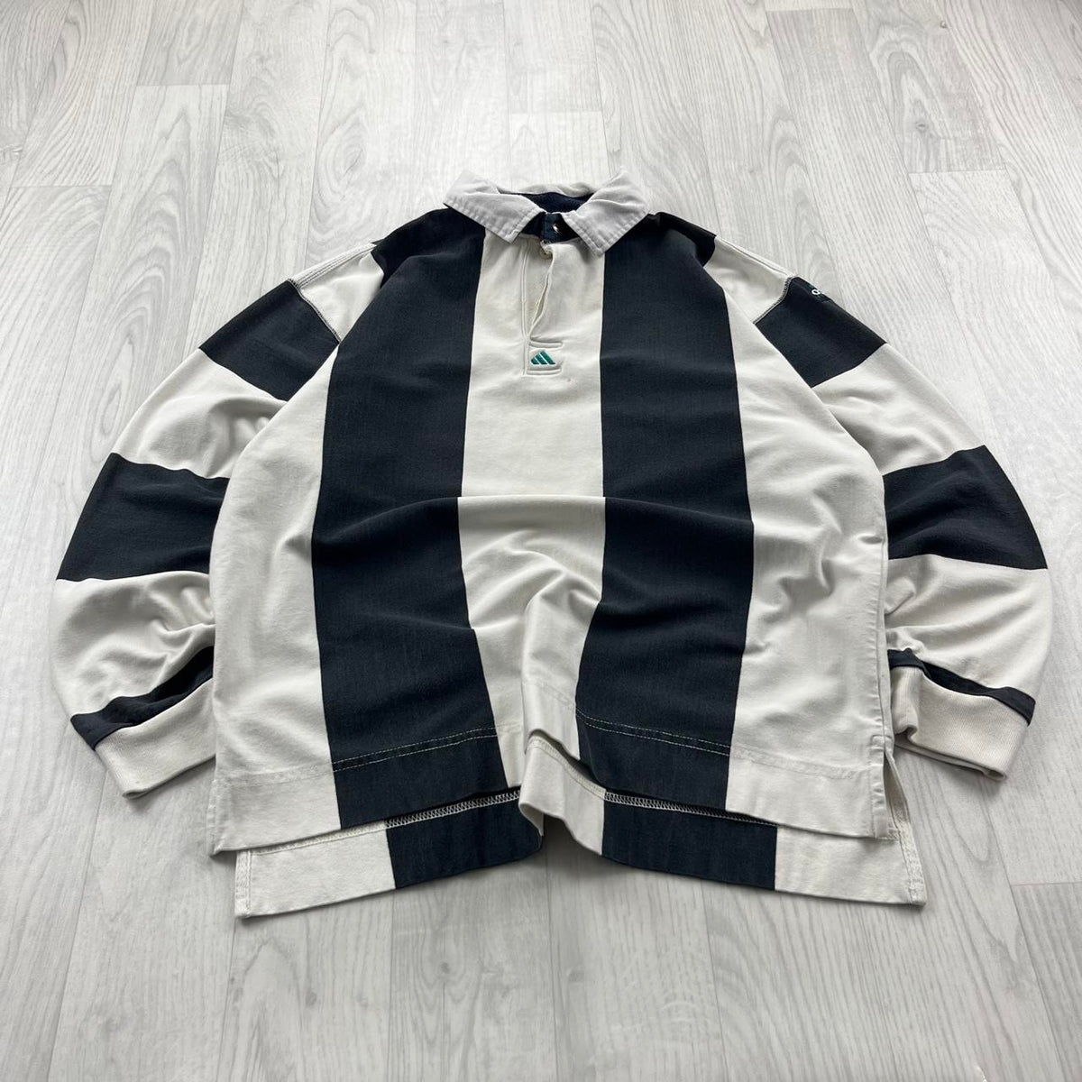 VINTAGE Y2K ADIDAS EQUIPMENT STRIPED LONG SLEEVE RUGBY POLO SHIRT BLACK / WHITE