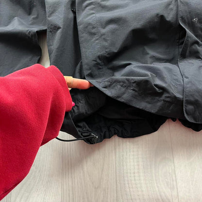 VINTAGE 00s BERGHAUS TECHNICAL HOODED JACKET BLACK