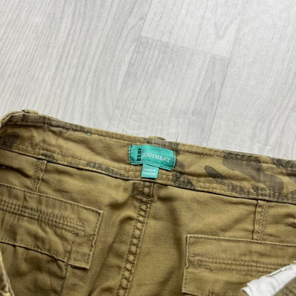 VINTAGE Y2K BAGGY LOOSE CAMO SHORTS KHAKI