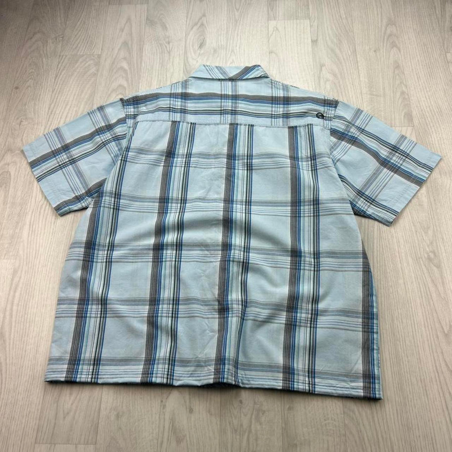 VINTAGE 00s ANIMAL CHECKERED CROPPED SHORT SLEEVE BUTTON UP SHIRT LIGHT BLUE