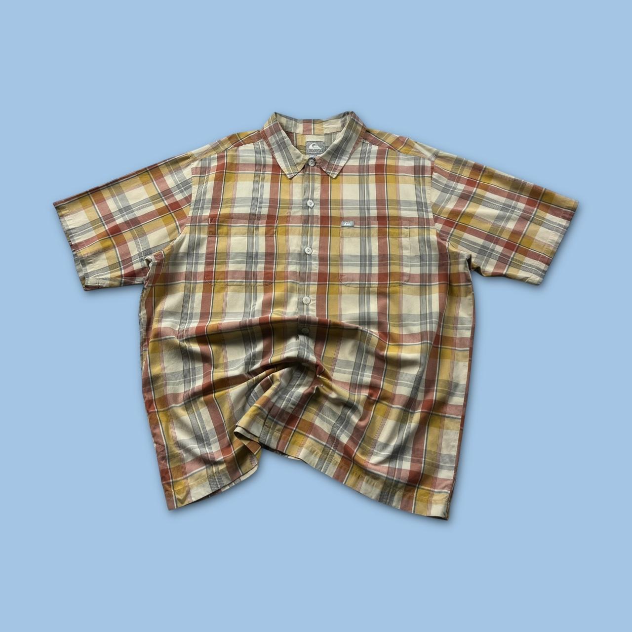 VINTAGE Y2K QUIKSILVER CHECKERED SHORT SLEEVE SHIRT MULTI