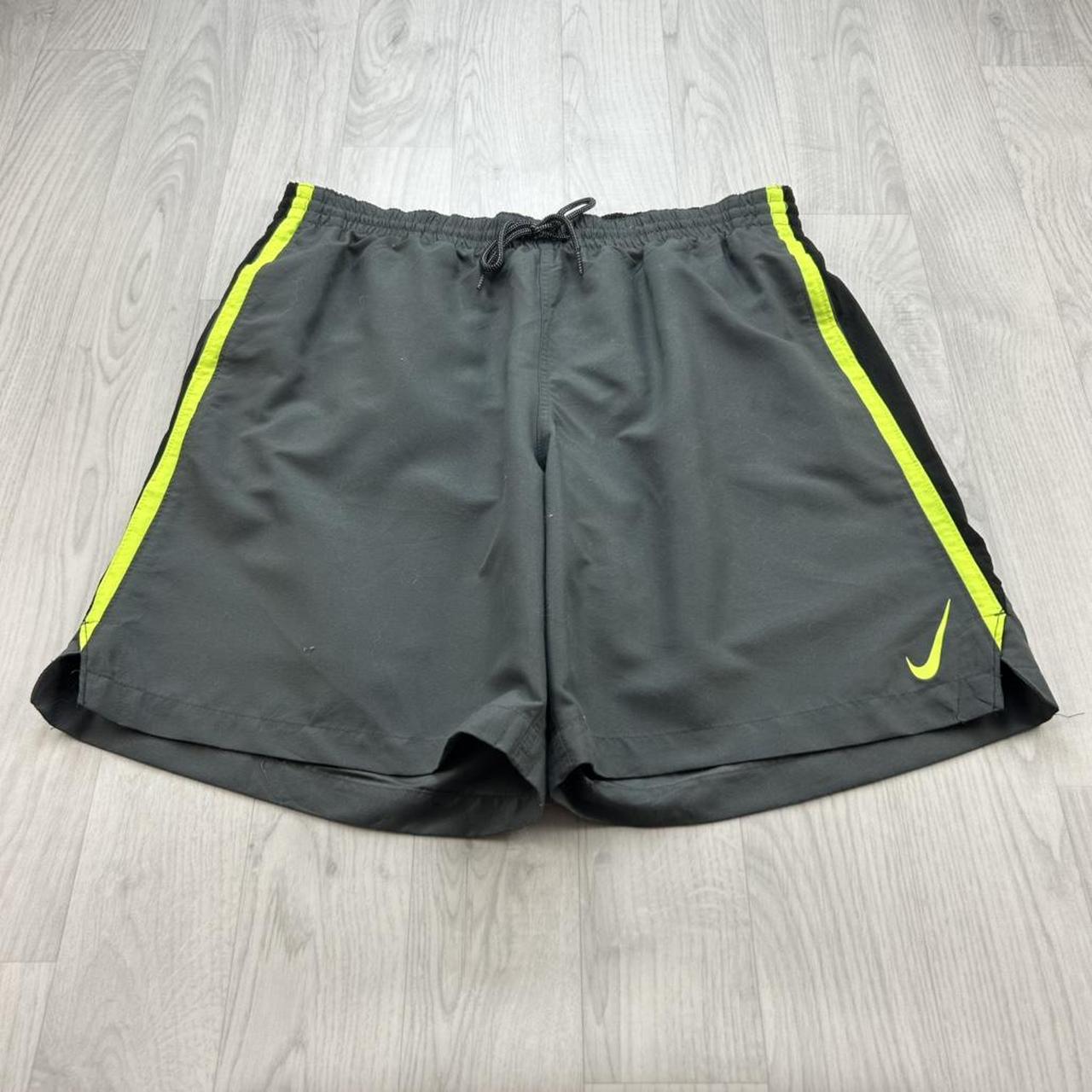 VINTAGE Y2K NIKE BAGGY SPORT SHORTS GREY