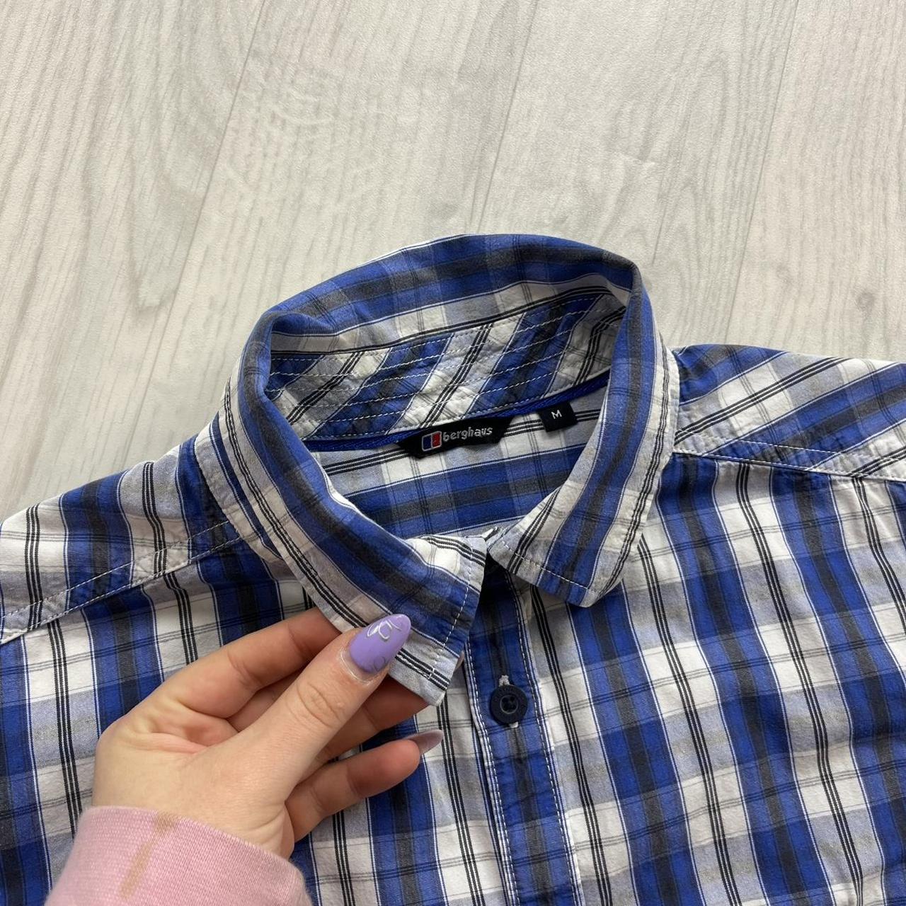 VINTAGE Y2K BERGHAUS CHECKERED SHORT SLEEVE SHIRT BLUE