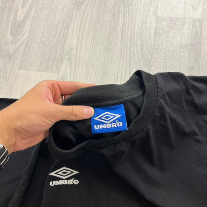 VINTAGE 90s UMBRO SMALL LOGO T SHIRT BLACK