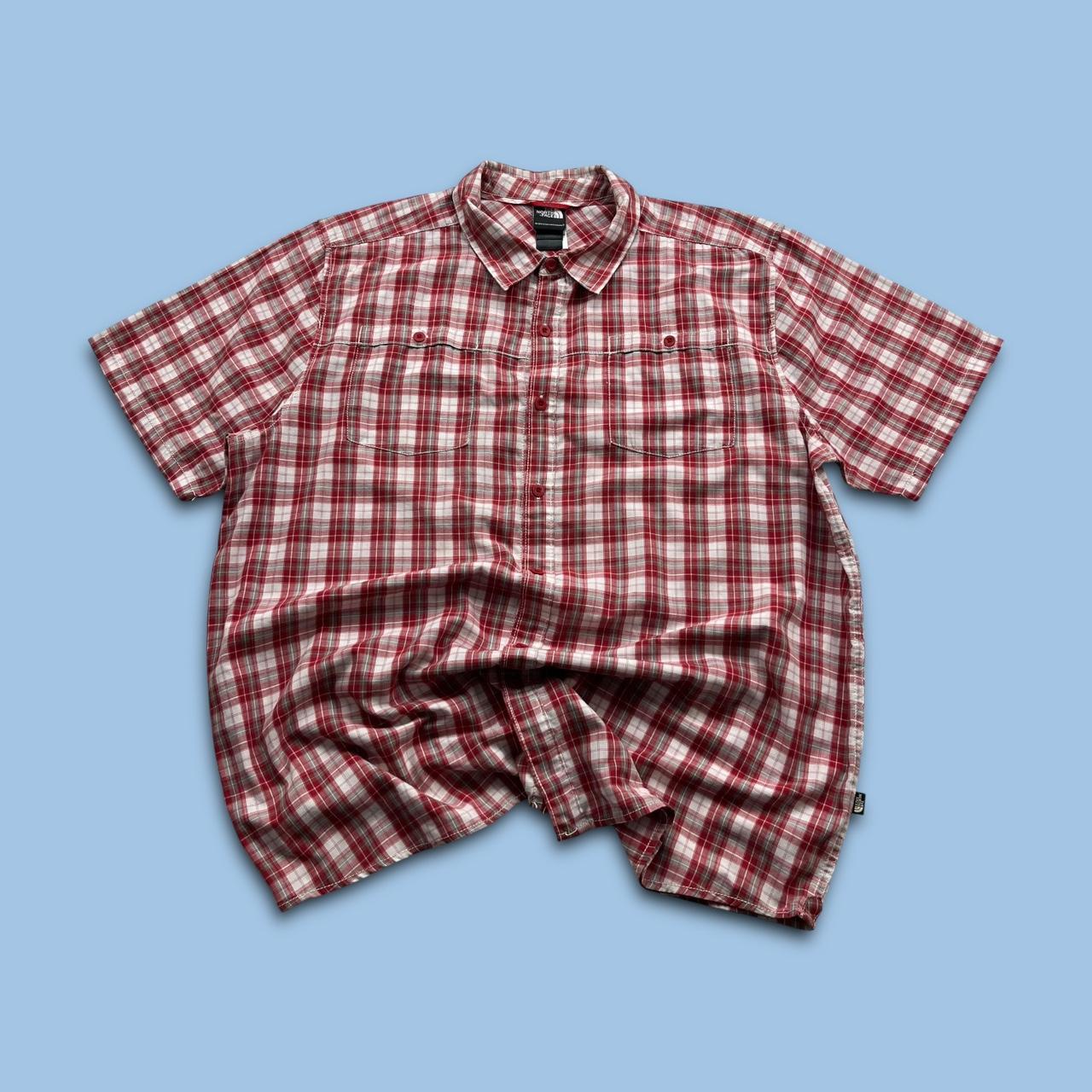 VINTAGE Y2K THE NORTH FACE CHECKERED SHORT SLEEVE BUTTON UP SHIRT RED