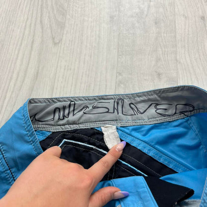 VINTAGE Y2K QUIKSILVER GRAPHIC BAGGY BOARD SHORTS BLUE
