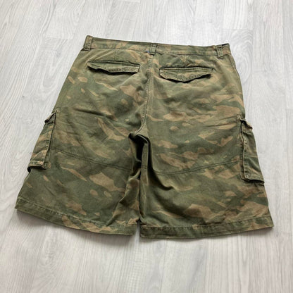 VINTAGE Y2K BAGGY LOOSE CAMO SHORTS