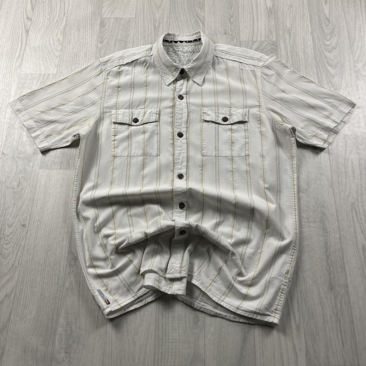 VINTAGE Y2K QUIKSILVER STRIPED SHORT SLEEVE SHIRT WHITE