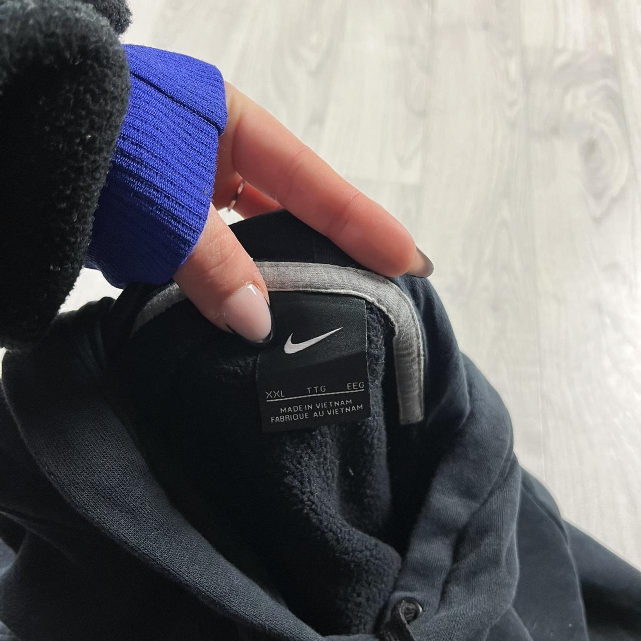 VINTAGE Y2K NIKE GRAPHIC HOODIE BLACK