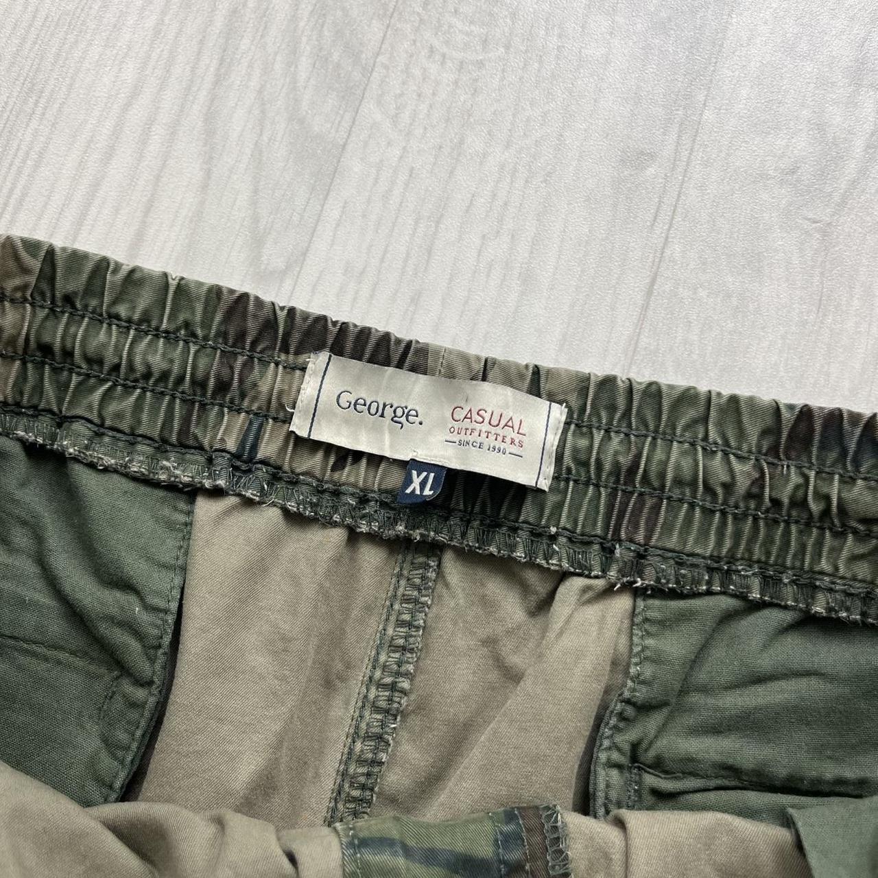 GEORGE BAGGY LOOSE CAMO SHORTS