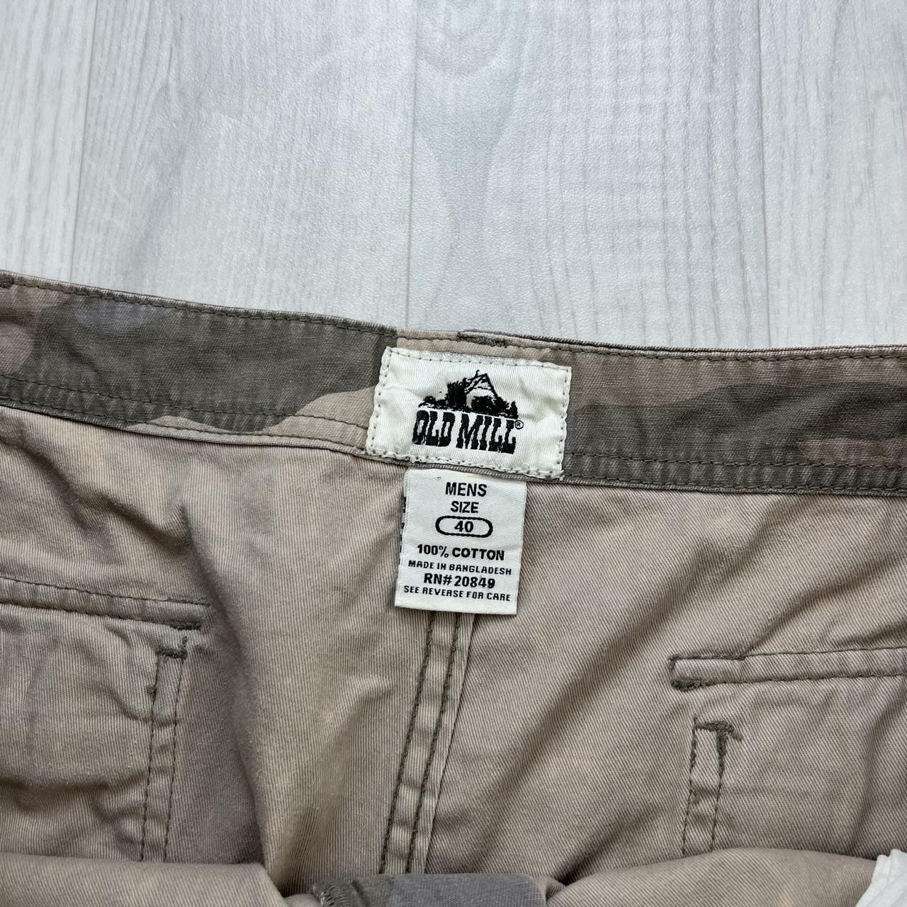 VINTAGE Y2K OLD MILL BAGGY CAMO CARGO SHORTS