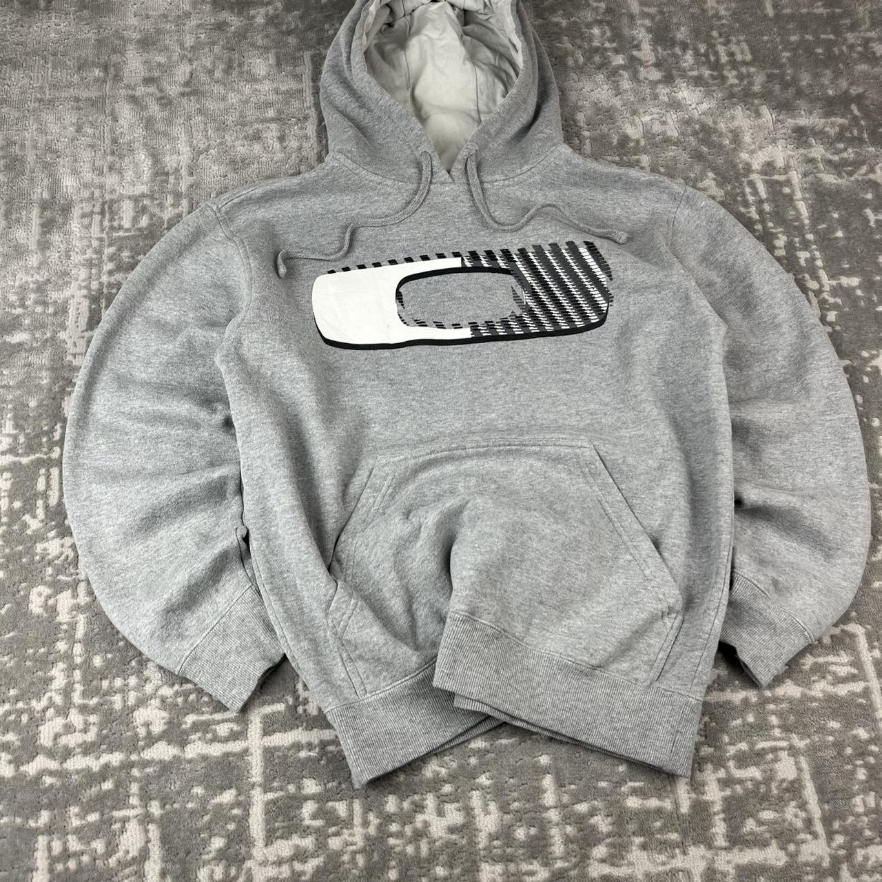 VINTAGE Y2K OAKLEY SPELL OUT CENTRE LOGO HOODIE GREY