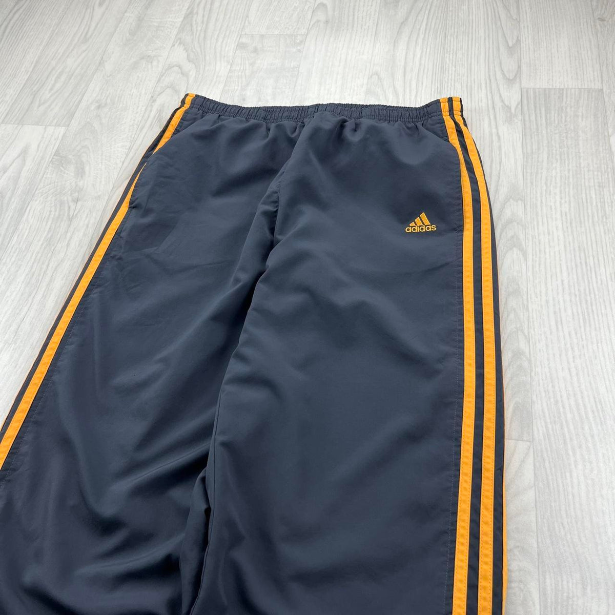 VINTAGE Y2K ADIDAS SIDE STRIPE TRACKSUIT BOTTOMS GREY / ORANGE