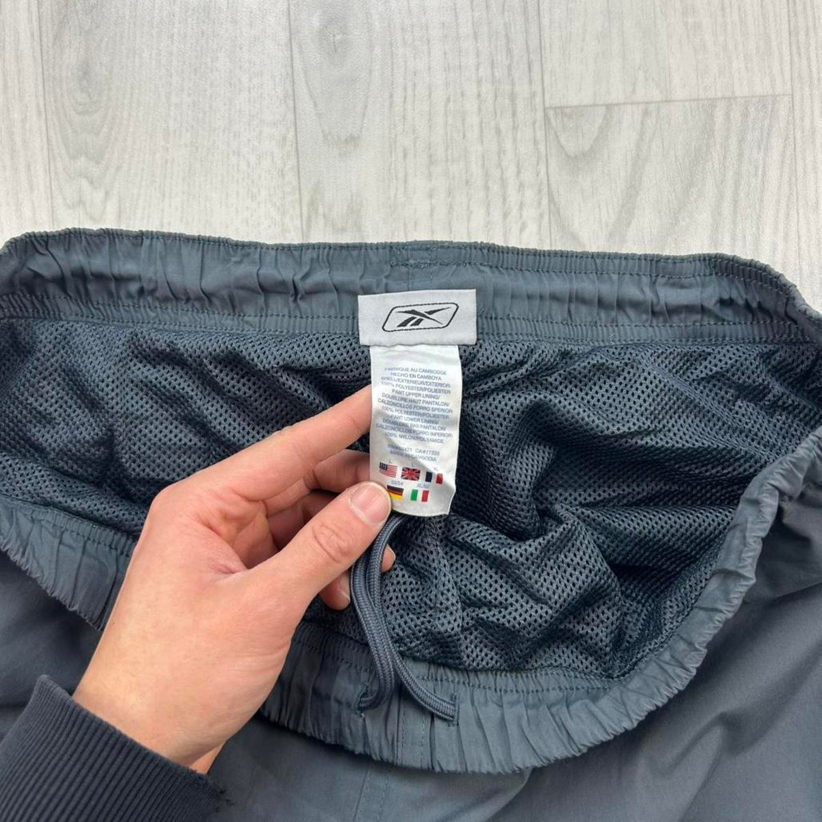 VINTAGE Y2K REEBOK BAGGY TRACKSUIT BOTTOMS GREY