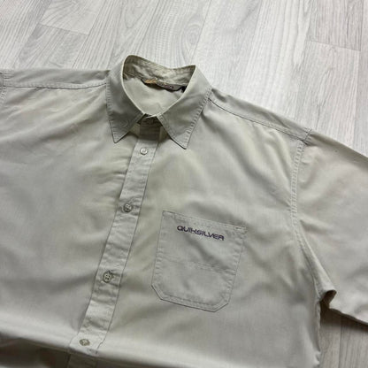 VINTAGE Y2K QUIKSILVER SHORT SLEEVE SHIRT CREAM