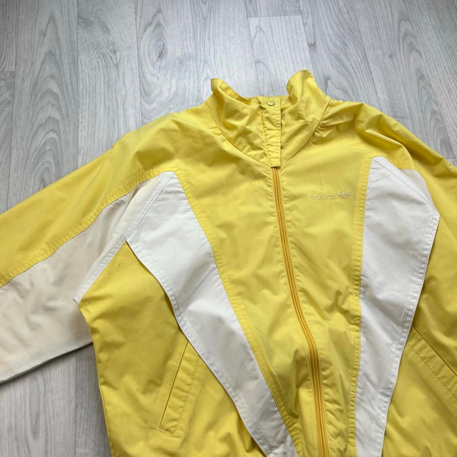 VINTAGE 90s ADIDAS PANELLED WINDBREAKER JACKET YELLOW