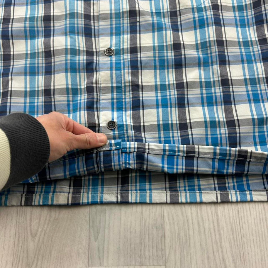 VINTAGE 00s THE NORTH FACE CHECKERED CROPPED SHORT SLEEVE BUTTON UP SHIRT BLUE