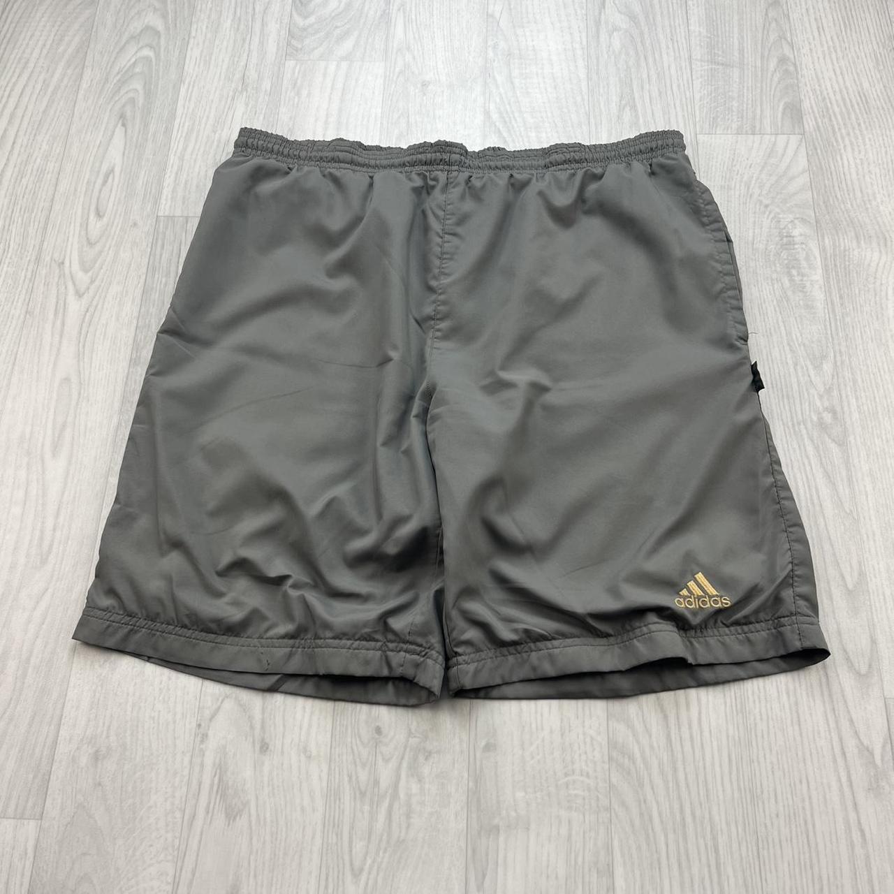 VINTAGE Y2K ADIDAS BAGGY SPORT SHORTS GREY