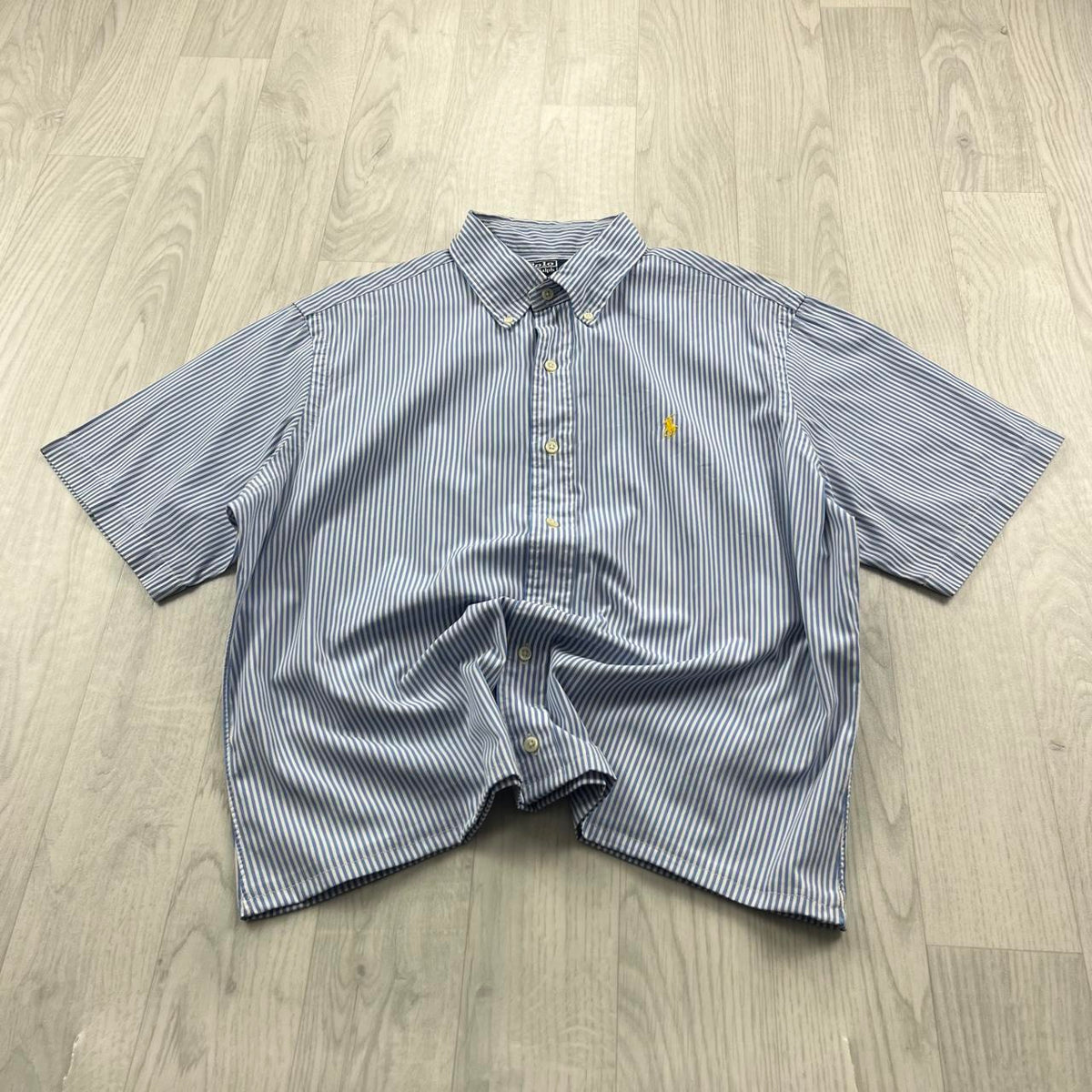 VINTAGE 00s RALPH LAUREN STRIPED CROPPED SHORT SLEEVE BUTTON UP SHIRT BLUE